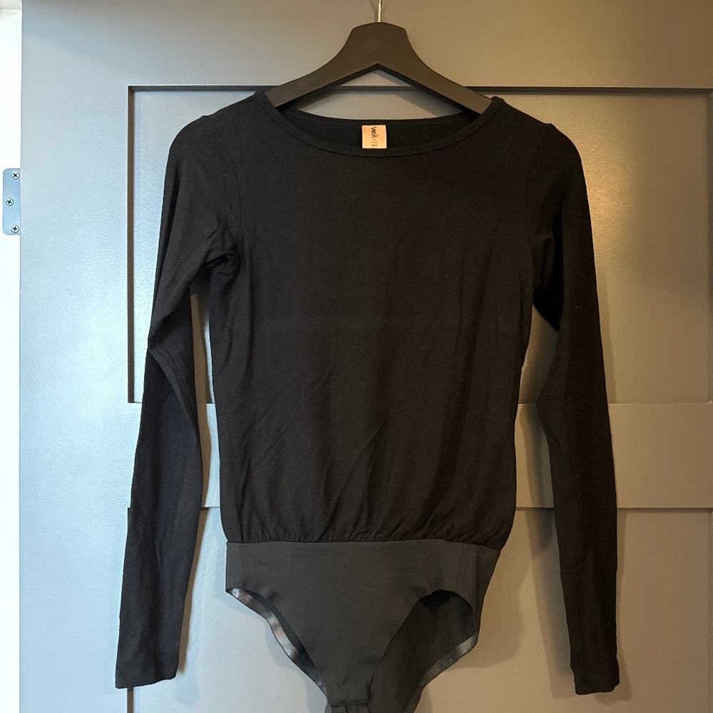 THE SMASH + TESS | ALL-SEASON LONG BODYSUIT IN MIDNIGHT BLACK